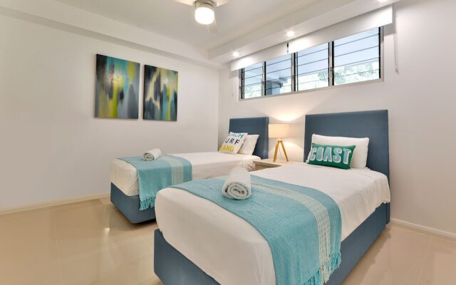 Beachfront Frangipani Apartments