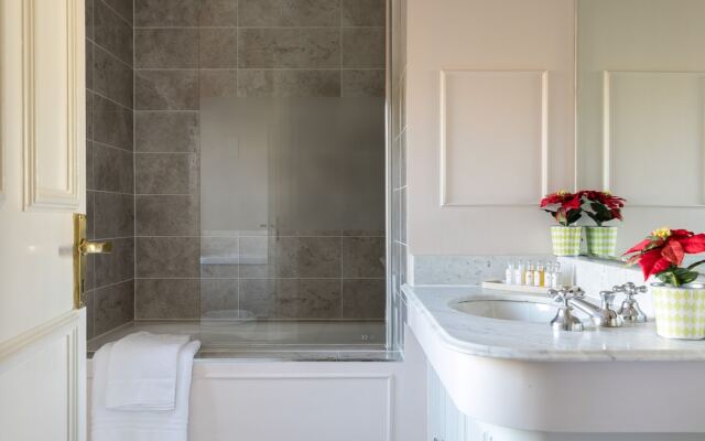 Exclusive Balcony Relax 2 bed Hyde Park Living