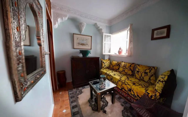 Riad Atika Mek
