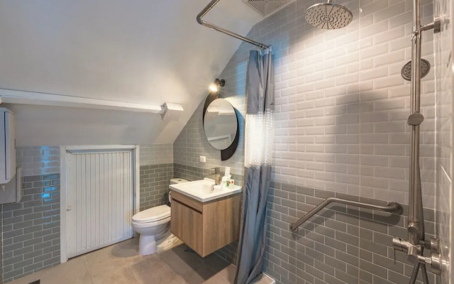 4BR With PoolTable Near Rawai Beach V161