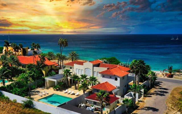 Direct Ocean Front Villa With Private Pool + View! Boca Catalina Malmok!