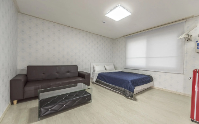 Big-O Show Guesthouse - Hostel