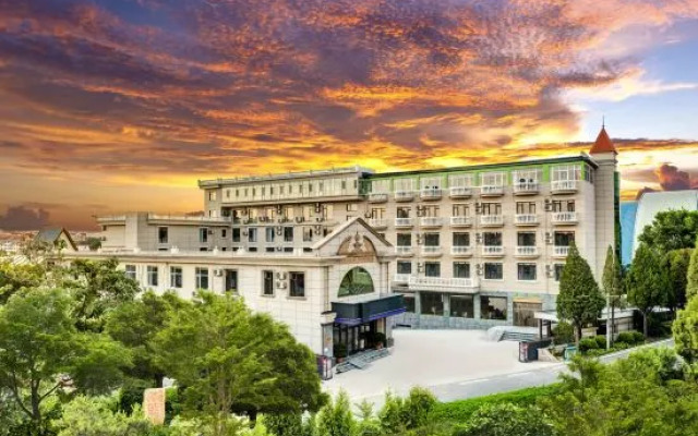 Ibis Styles Hotel (Qinhuangdao Beidaihe Tiger Stone)