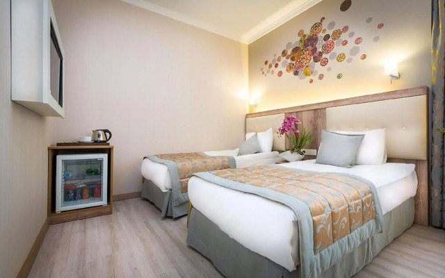 Fatih Hotel Corner