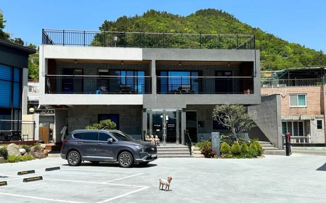 Seolly Resort Pension