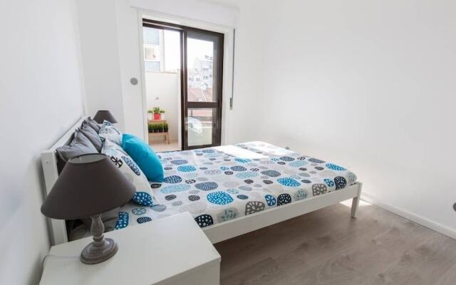 Olive 3 - Downtown Porto by the Metro