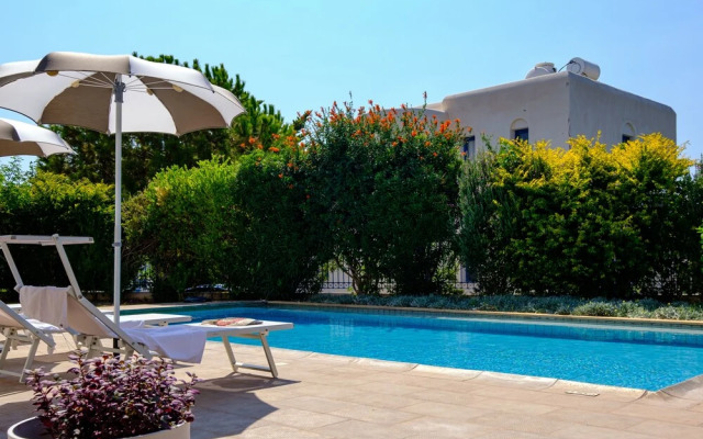 "sanders Azzurro - Adorable Villa w/ Private Pool"