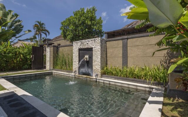 Bali Rich Seminyak Villas