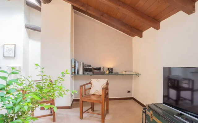 Plinio 10 by Rent all Como