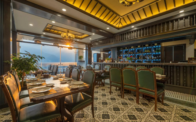 DeLaSol Sapa Hotel