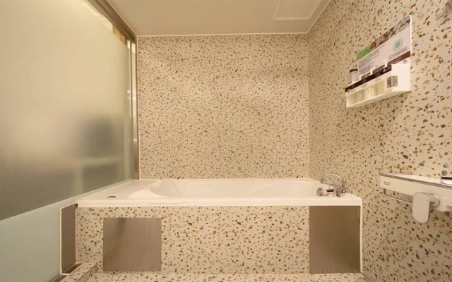 Hotel February Dongdaegu