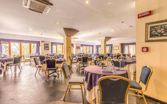 Marina Club Hotel