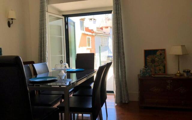Grandmommy's House - Traditional and comfy Lisboan apartment