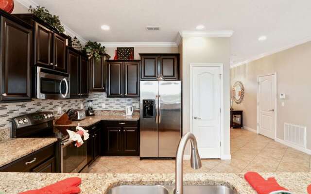 1415 Moon Valley Drive