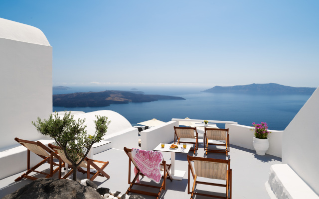 Sun Rocks Boutique Hotel