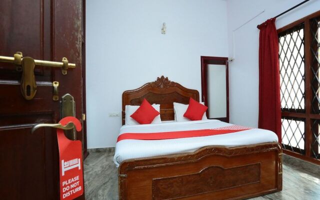 Oyo 16717 Sreekrishna Kailas Inn