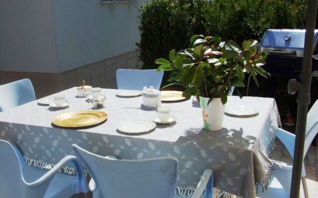 102918 - Villa in Colares