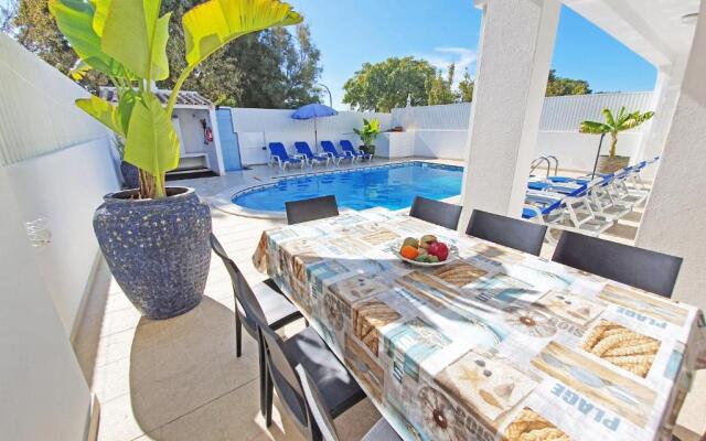 Villa Chiquito Albufeira - Private Pool&Parking - Bbq&Ac&Wi-Fi