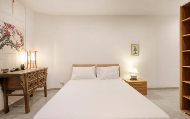 Apartment with pool-Hosted by Sweetstay
