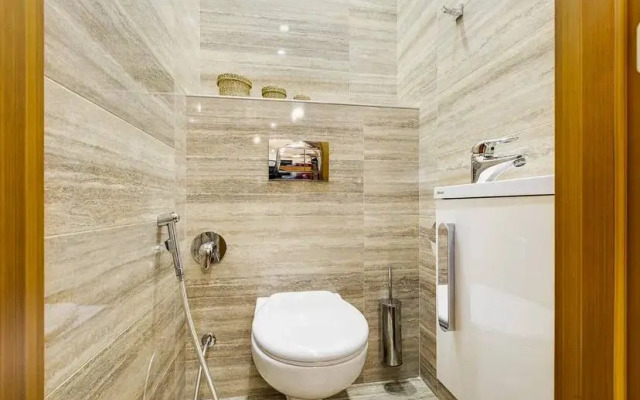 Квартира 4-комнатная Квартира на Васильевском Острове