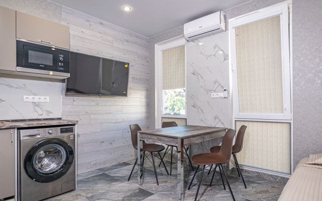 Studiya Lenina 298V Apartments