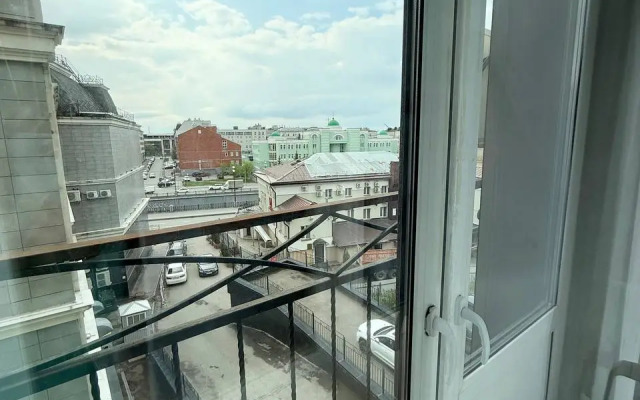 Апартаменты на Баумана 9