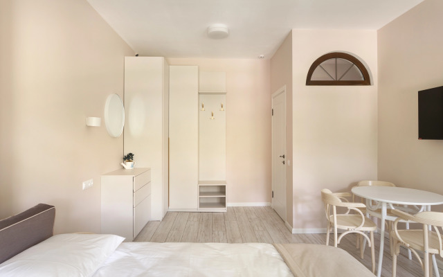 Studiya Snop, istoricheskiy tsentr Petergofa Flat