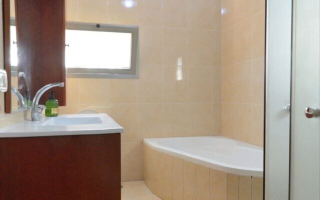 Lyuksovy Dom U Morya Guest House