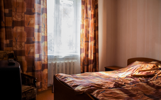 Adamas Hotel