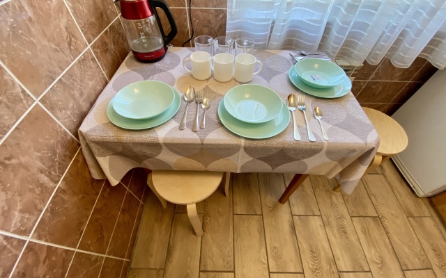 Na Fabrichnoy 2 Flat with Balcony
