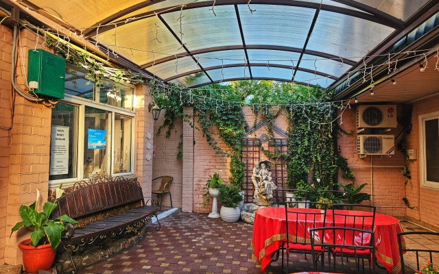 Mona Liza Guest house
