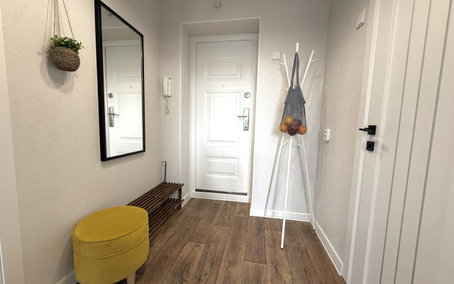 Skandinavskaya ryadom s trassoy M4 i tsentrom goroda Flat