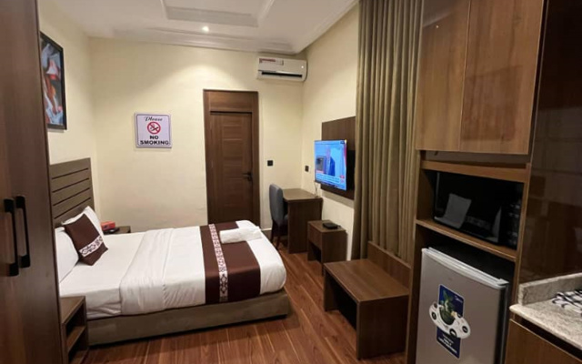Отель Moz One Apartments