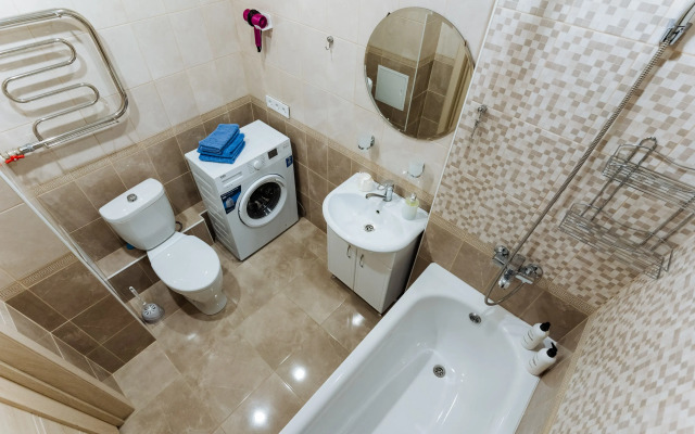 Uyutnaya S Dizaynerskim Remontom V Novom Dome Flat