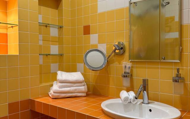 Апартаменты VEROM в ЦЕНТРЕ с видом на Петровскую набережную