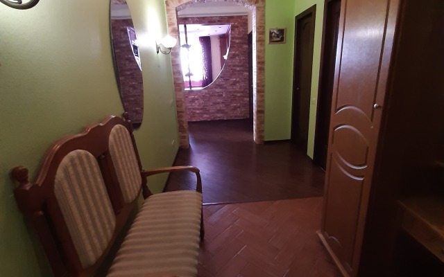 B-R Arkhitektorov 14 Apartments