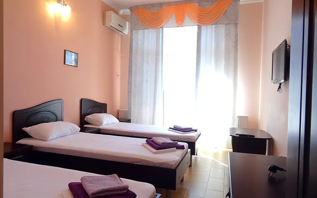 Aleksandros Guest House