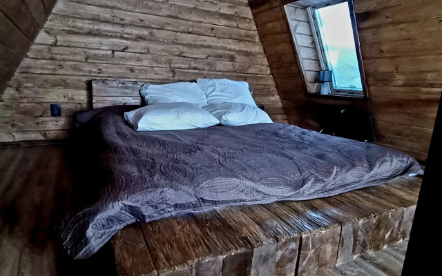 Chilla Villa Black Guest House 1