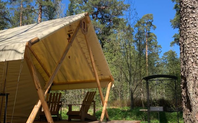 Sova na Zalive Glamping