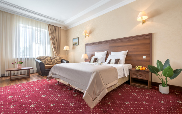 Hotel Theatre