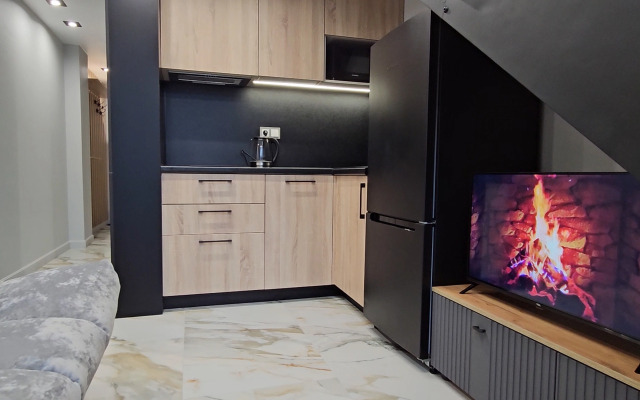 Апартаменты Дизайнерская двухуровневая студия