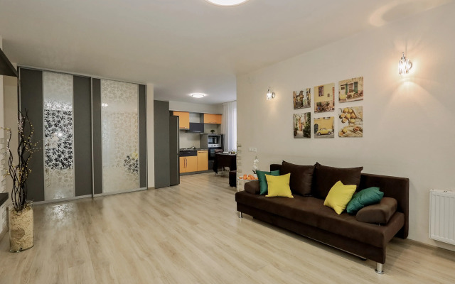Uyutnaya V Novom Sovremennom Dome Zhk Klyuchevoy Apartment