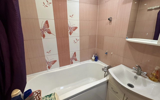 Na Ulitse Leyteyzena 3 Flat