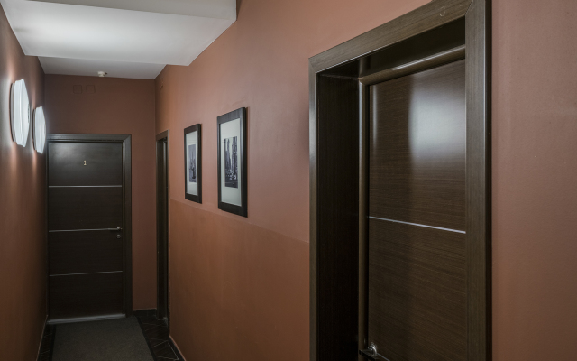Persona Mini-Hotel