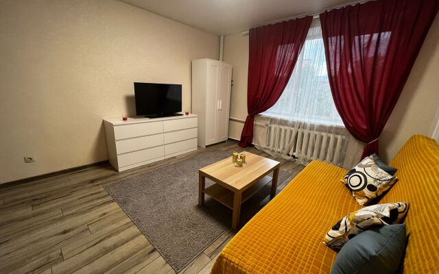 Uyutnaya dvukhkomnatnaya na Taganskoy Apartment