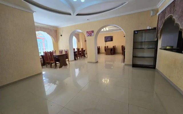 Elbrus Hotel