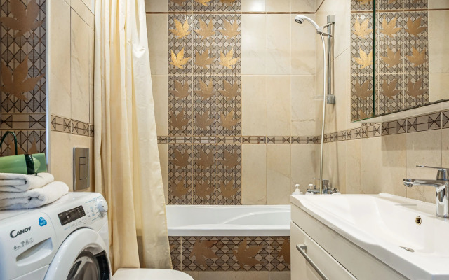 Квартира Комарова 12