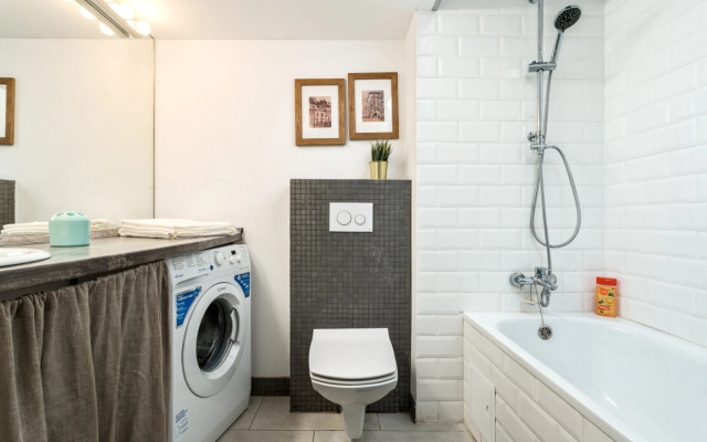 Dvukhurovnevy Lyuks S Vidom Na Gorod Na Vladykino Apartments
