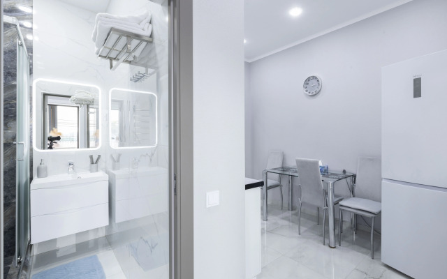 U Aeroporta Luks Apartaments