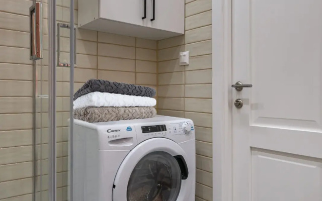 Квартира Современная студия на 18м этаже в центре